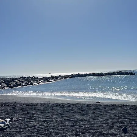Playa Del Duque-amazing Views 2 Bedroom 아파트 *