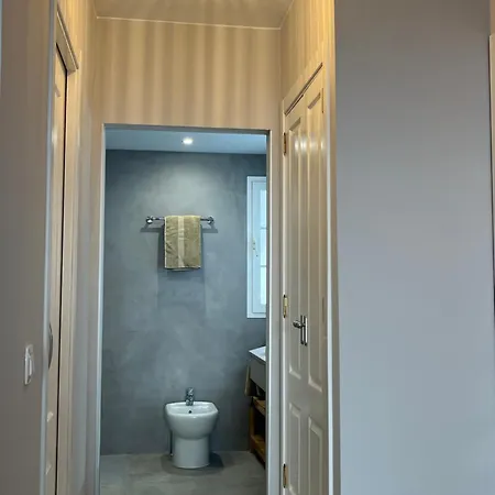 아파트 Playa Del Duque-amazing Views 2 Bedroom 아데제