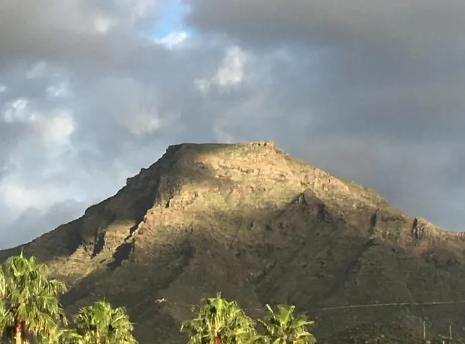 Playa Del Duque-amazing Views 2 Bedroom * 阿德耶