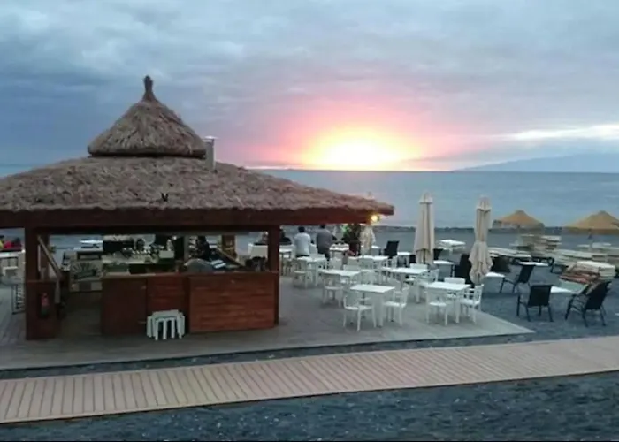 Playa Del Duque-amazing Views 2 Bedroom 公寓