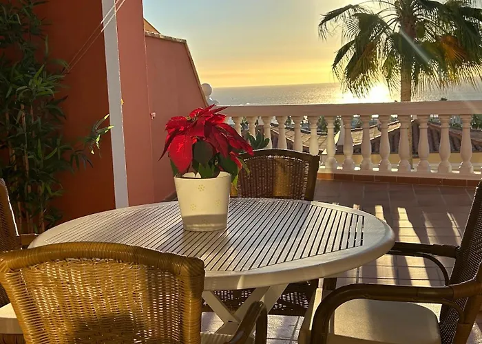 Playa Del Duque-amazing Views 2 Bedroom