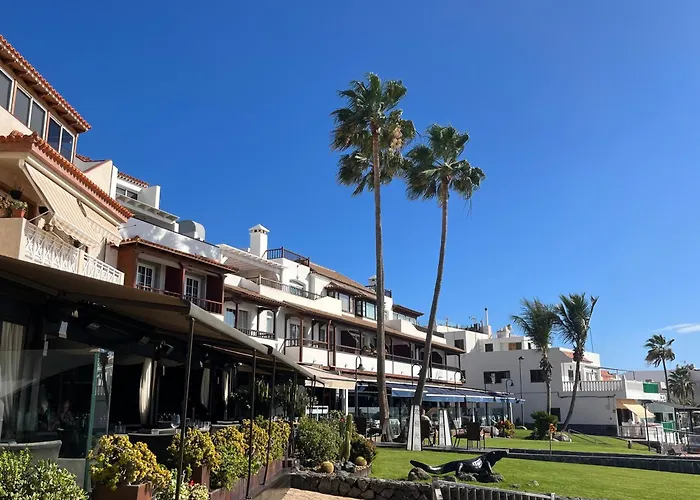 Playa Del Duque-amazing Views 2 Bedroom 阿德耶