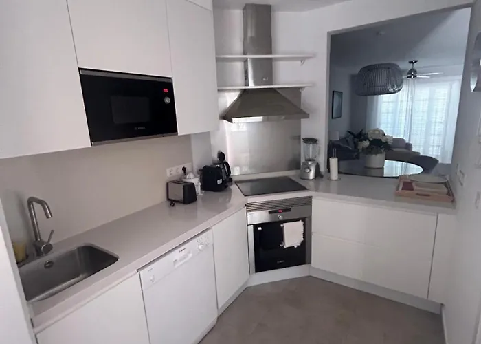 Playa Del Duque-amazing Views 2 Bedroom * 阿德耶